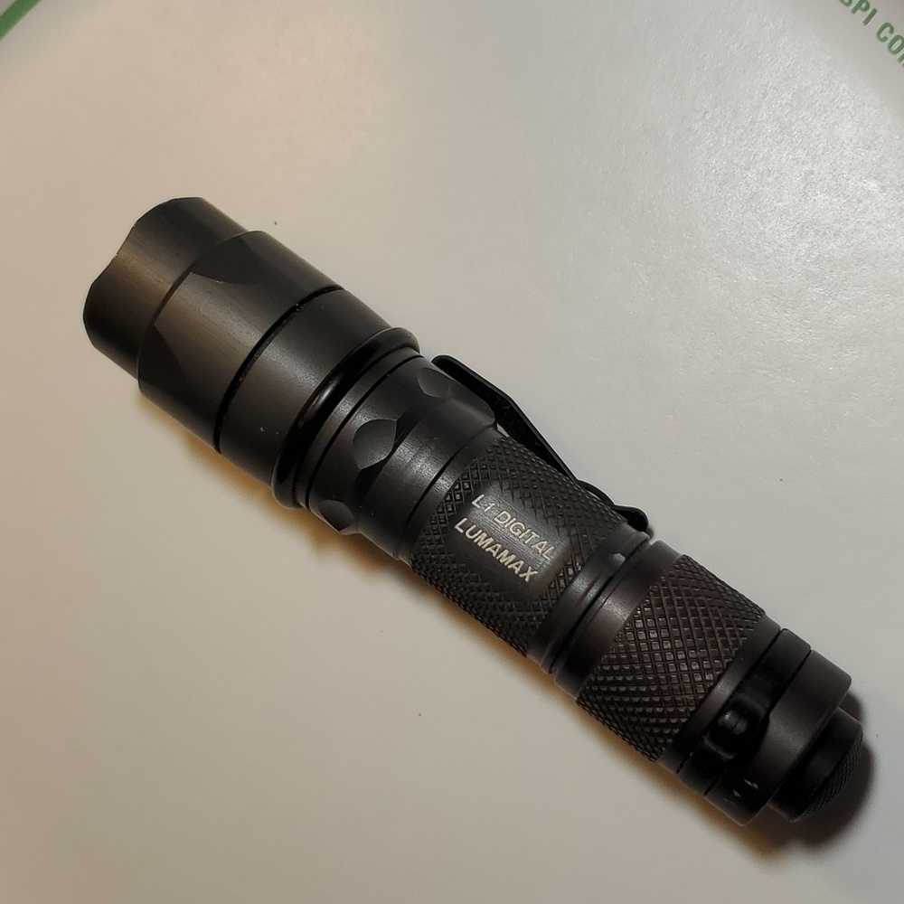 SUREFIRE L1 DIGITAL LUMANAX